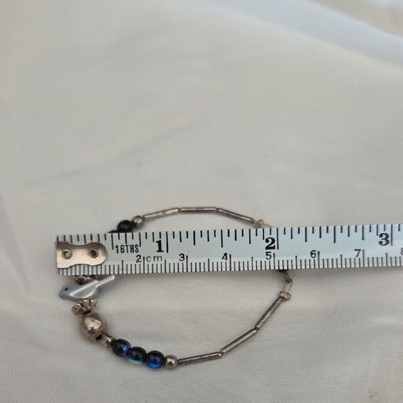 Elegant Silver and Blue Beaded Bracelet - Picture 5 of 6